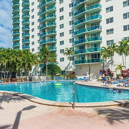 Miami Holiday Apartments Sunny Isles Beach Eksteriør bilde