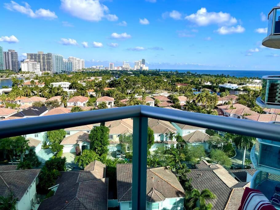 Miami Holiday Apartments Sunny Isles Beach Eksteriør bilde